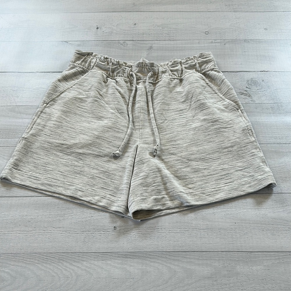 Lululemon Hello‎ Sunday Short Sz 12